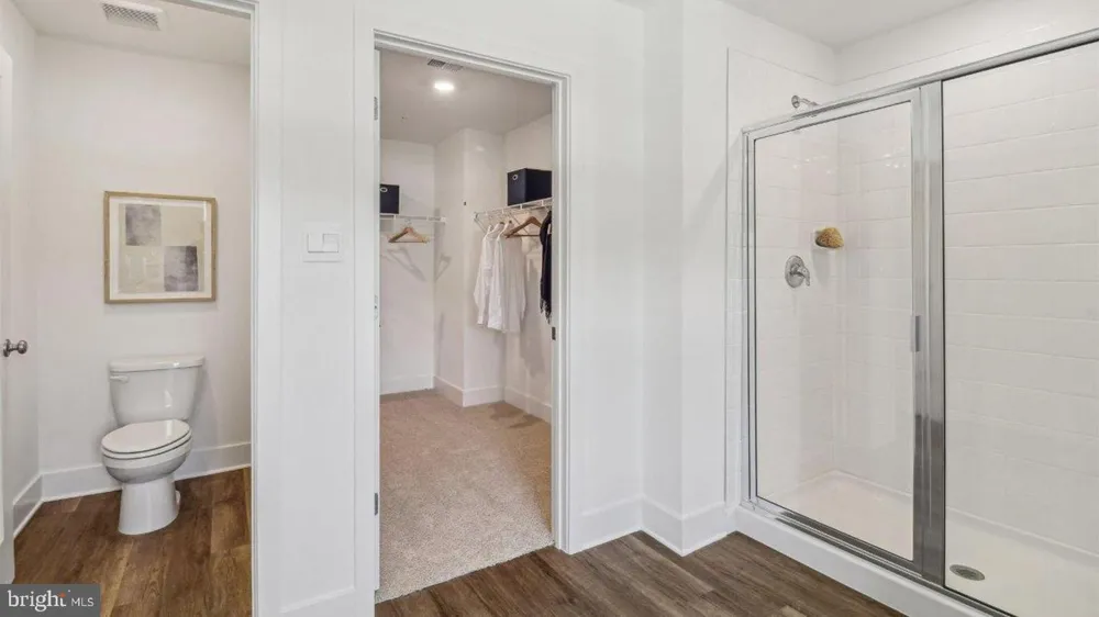 320 MONTEREY DRIVE Egg Harbor Township, NJ 08234