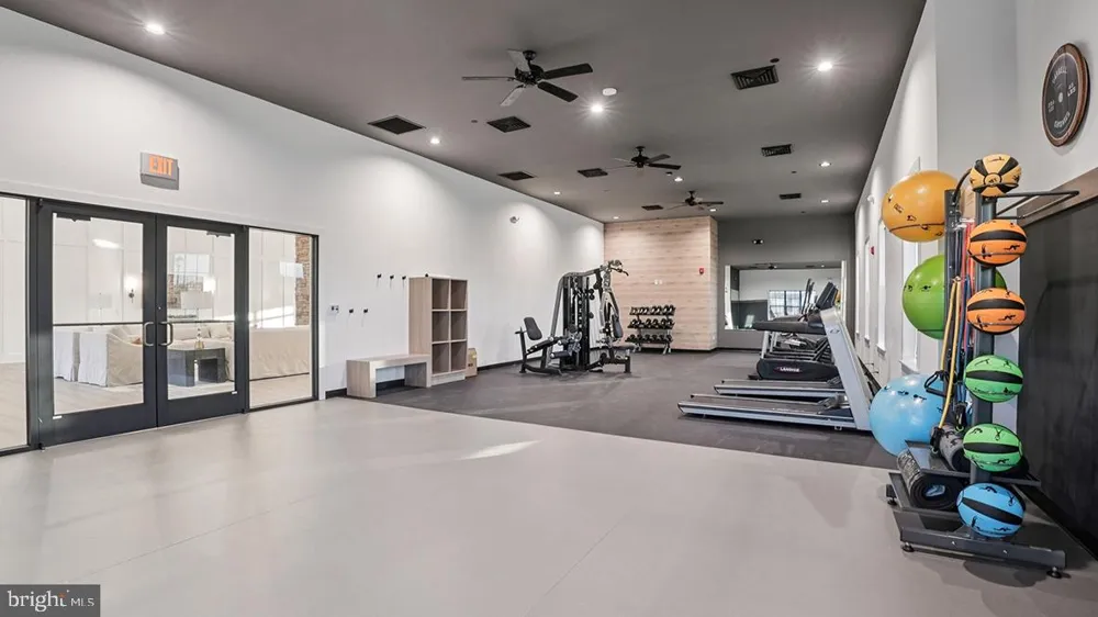 320 MONTEREY DRIVE Egg Harbor Township, NJ 08234