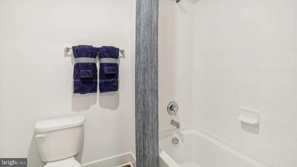 320 MONTEREY DRIVE Egg Harbor Township, NJ 08234