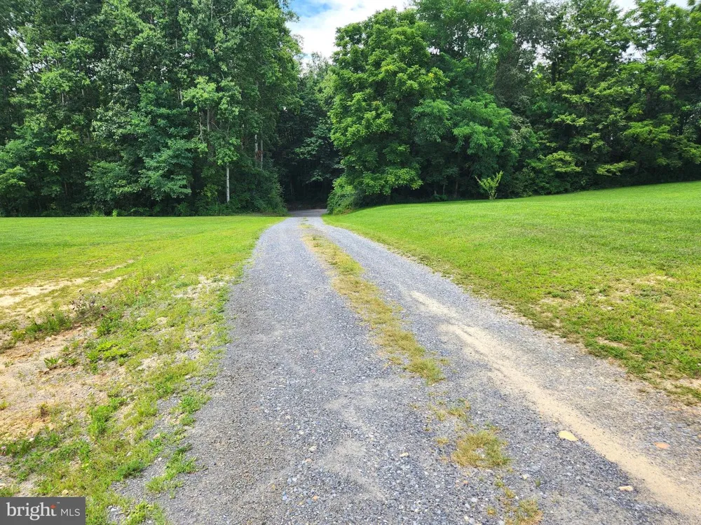 352 W RIDGE RD Schellsburg, PA 15559