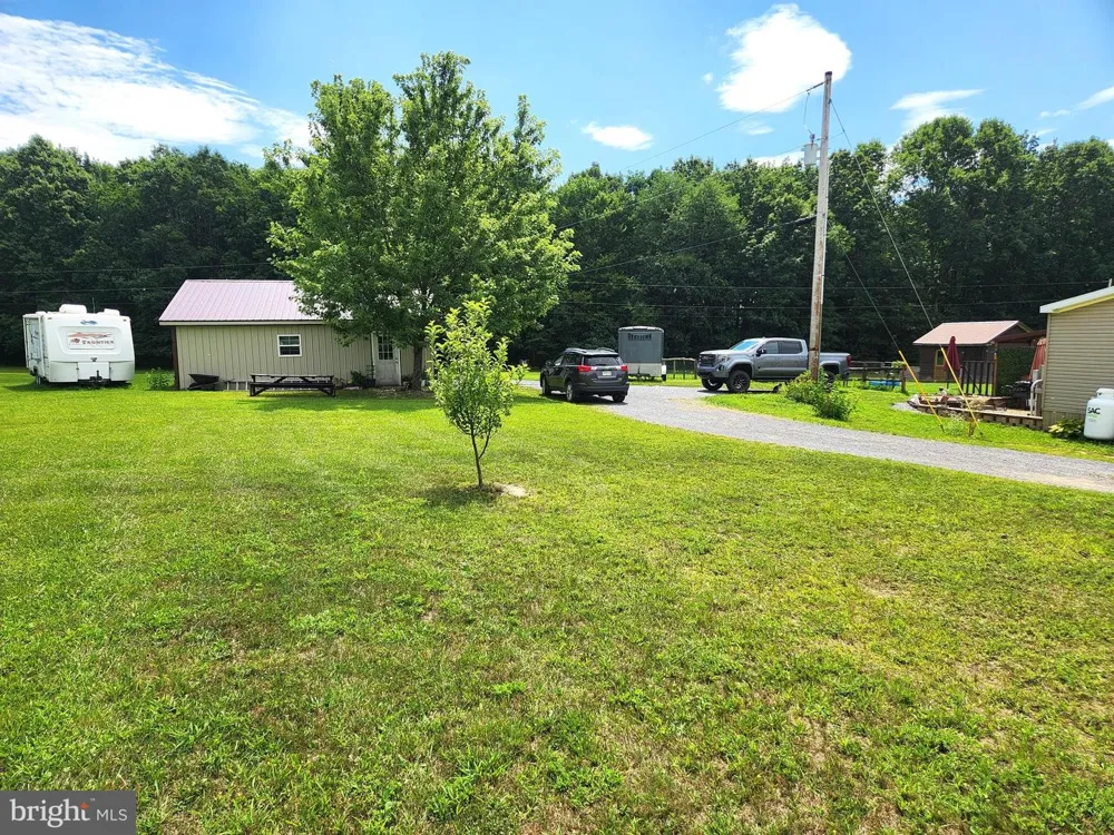 352 W RIDGE RD Schellsburg, PA 15559