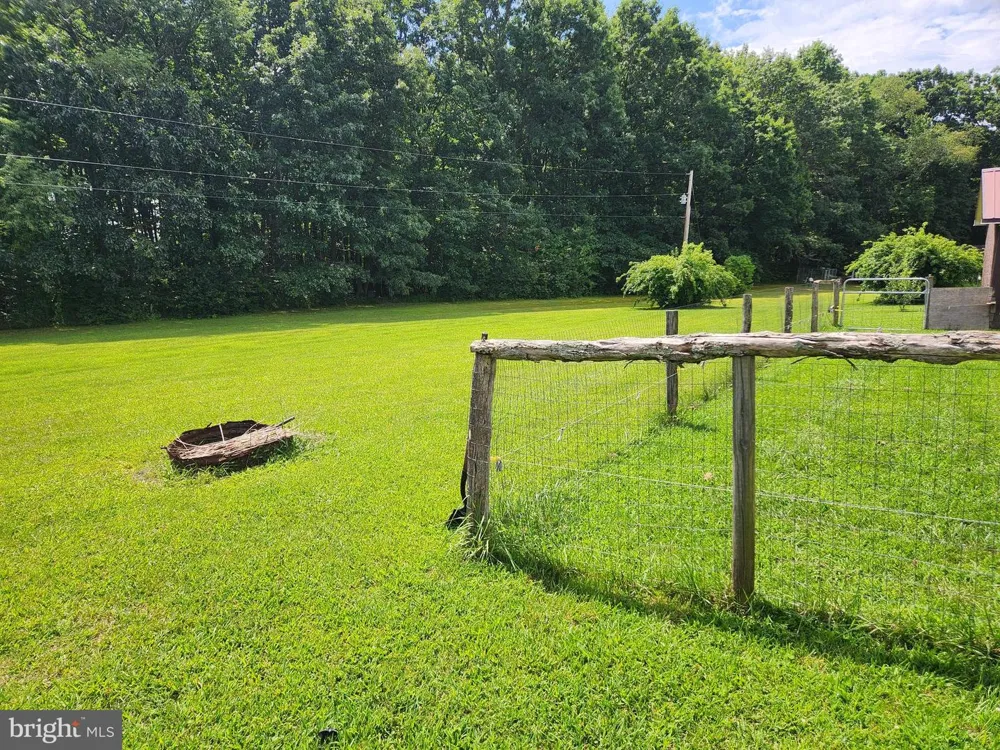 352 W RIDGE RD Schellsburg, PA 15559