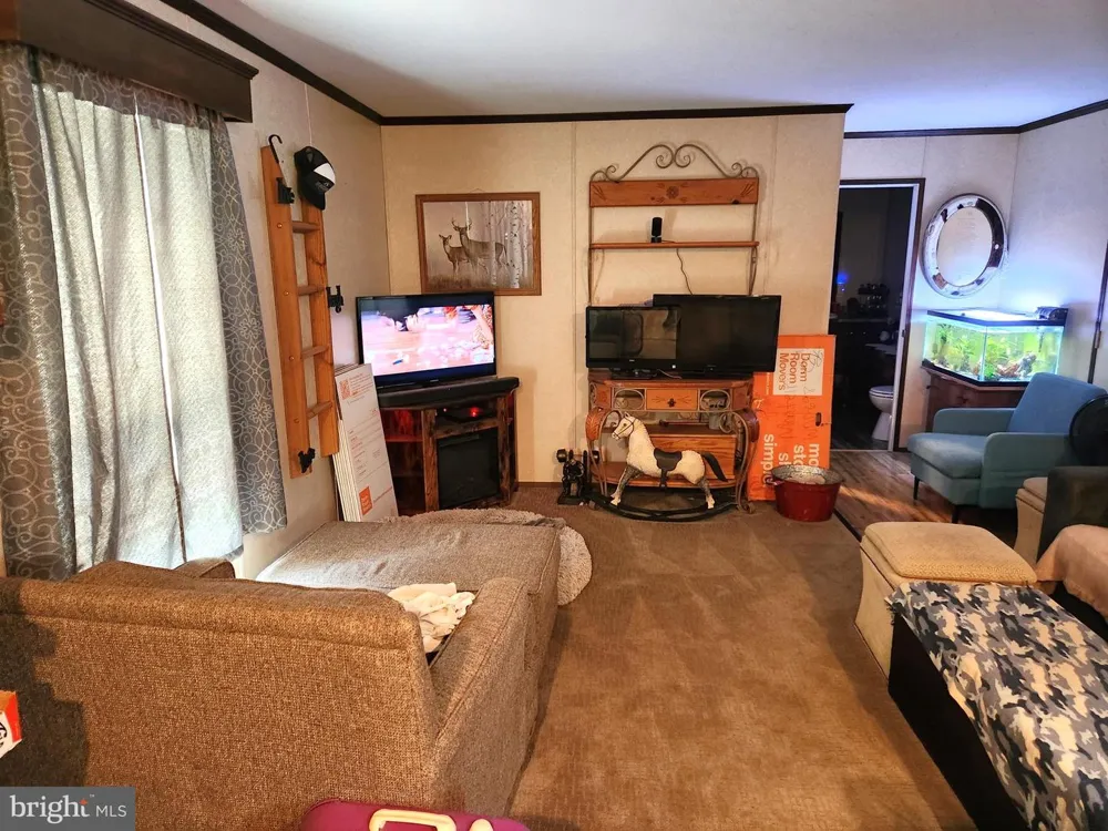 352 W RIDGE RD Schellsburg, PA 15559