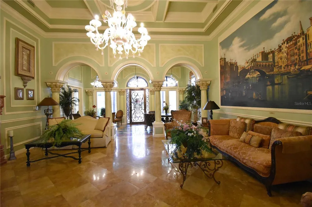 2723 VIA CAPRI #816 Clearwater, FL 33764