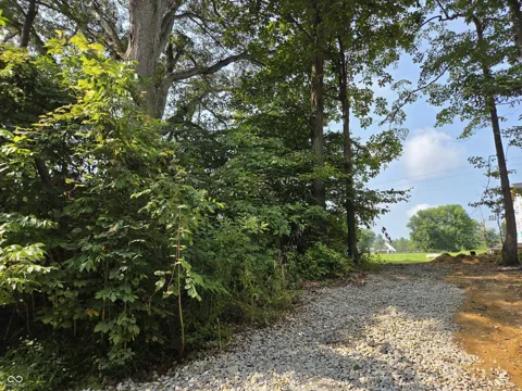 1157 E Mohican Trail E