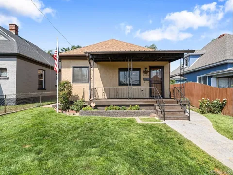 2213 E Evans Avenue