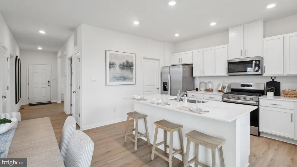 321 MONTEREY DRIVE Egg Harbor Township, NJ 08234
