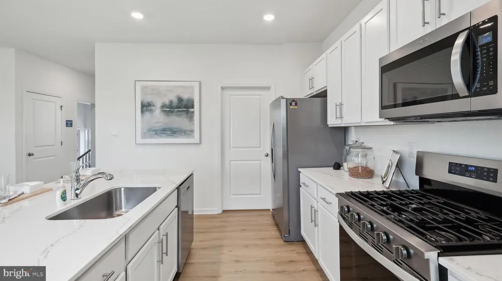 321 MONTEREY DRIVE Egg Harbor Township, NJ 08234