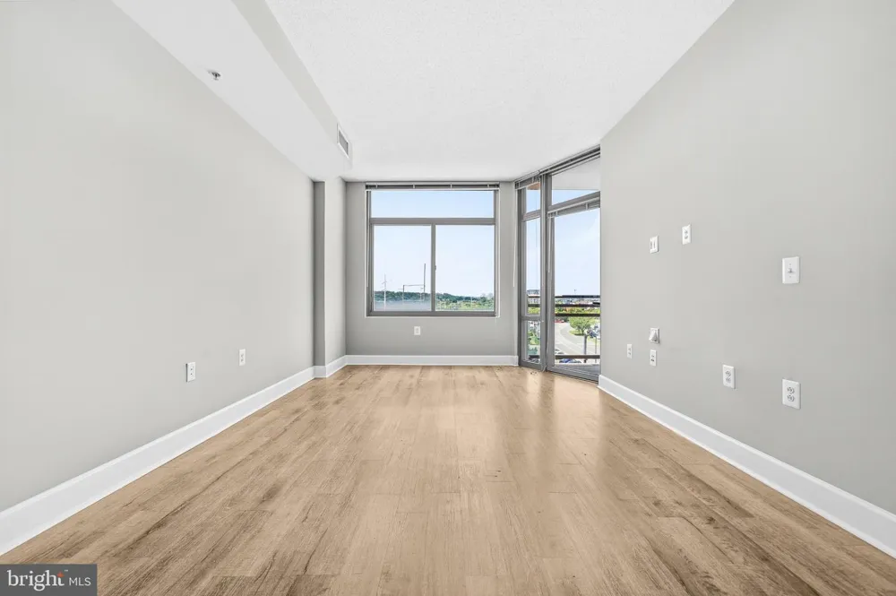 3600 S GLEBE ROAD #308W Arlington, VA 22202
