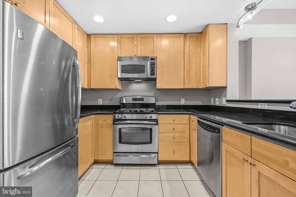 3600 S GLEBE ROAD #308W Arlington, VA 22202
