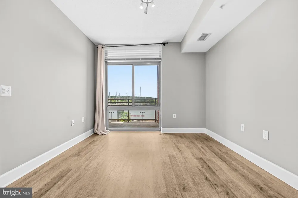 3600 S GLEBE ROAD #308W Arlington, VA 22202
