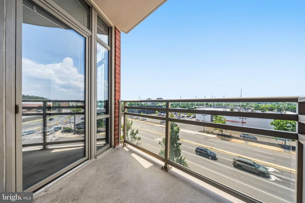 3600 S GLEBE ROAD #308W Arlington, VA 22202
