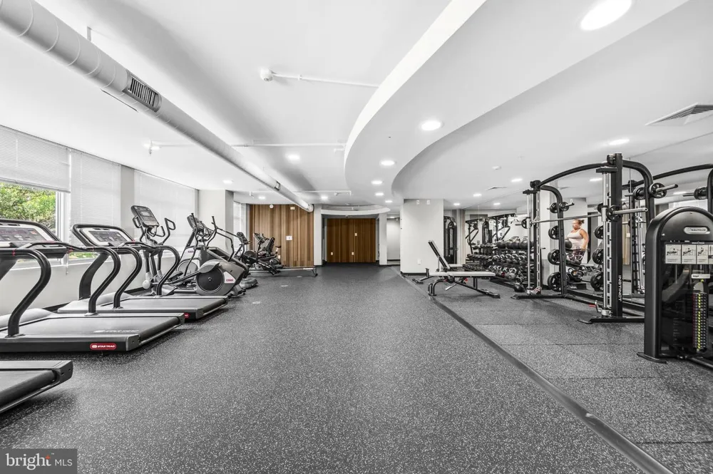 3600 S GLEBE ROAD #308W Arlington, VA 22202