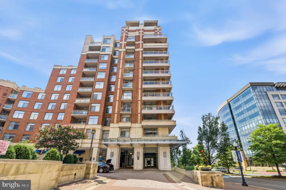 3600 S GLEBE ROAD #308W Arlington, VA 22202