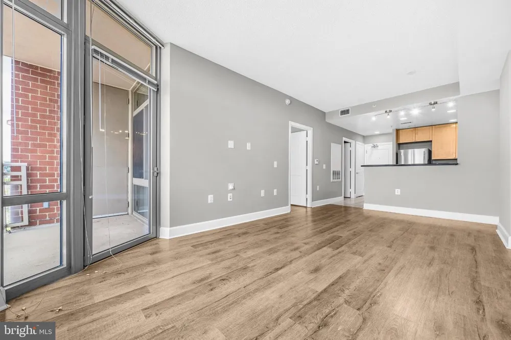 3600 S GLEBE ROAD #308W Arlington, VA 22202