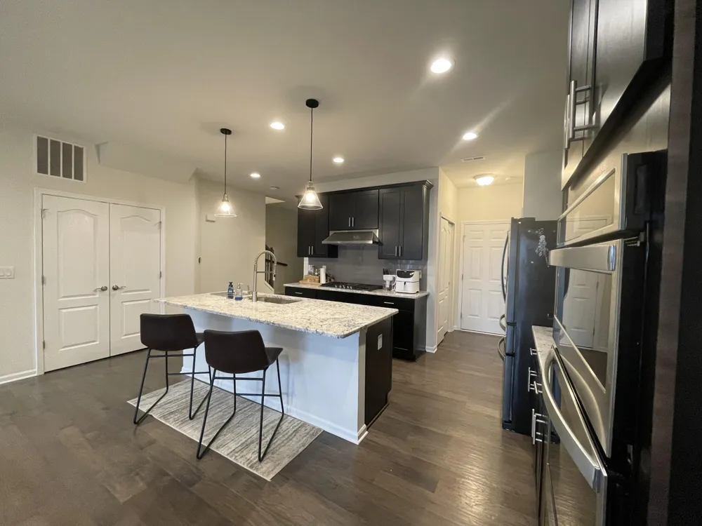 43590 Chancellor Lane Novi, MI 48375
