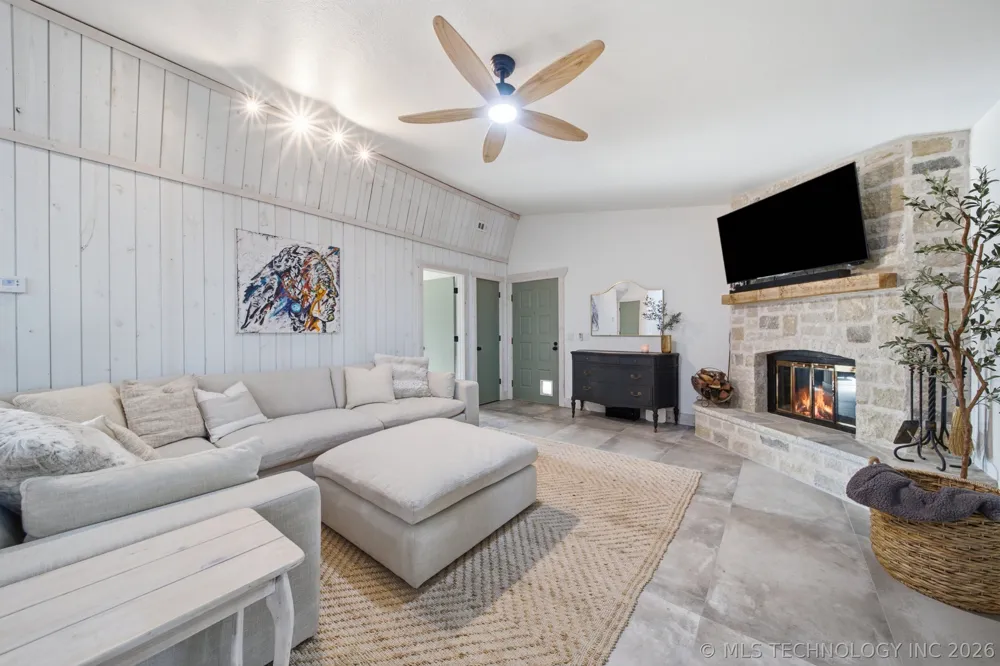 35700 Grand Point Vinita, OK 74301
