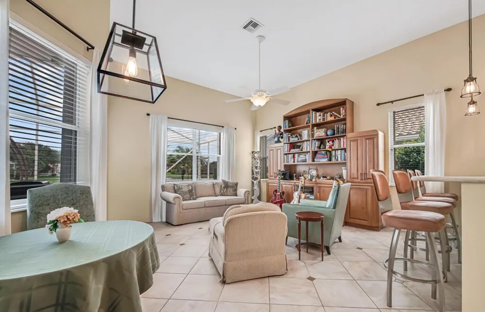 9611 RAVELLO STREET Lake Worth, FL 33467