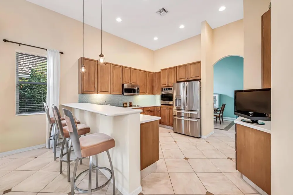 9611 RAVELLO STREET Lake Worth, FL 33467