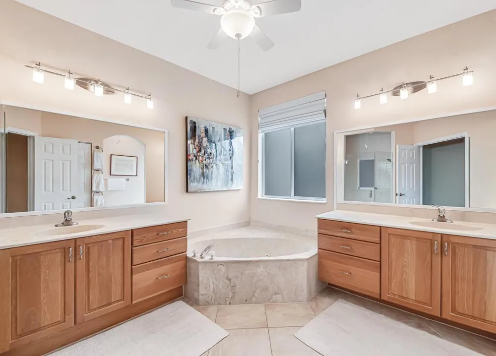 9611 RAVELLO STREET Lake Worth, FL 33467
