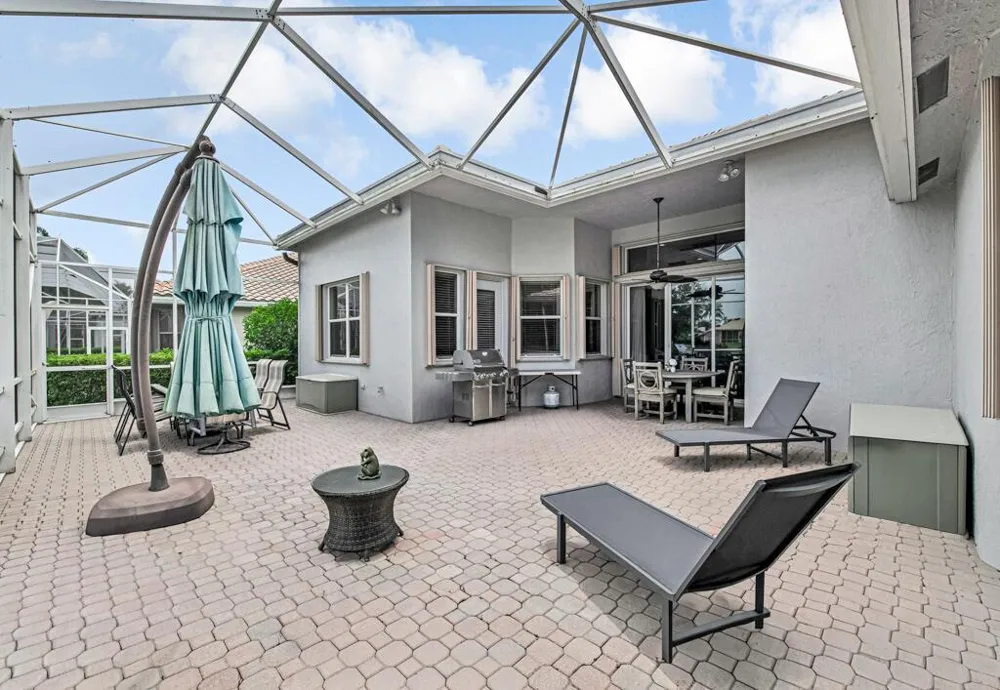 9611 RAVELLO STREET Lake Worth, FL 33467
