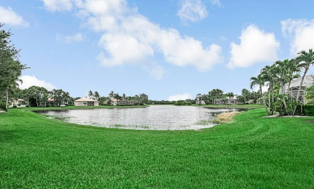 9611 RAVELLO STREET Lake Worth, FL 33467