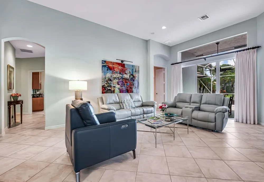 9611 RAVELLO STREET Lake Worth, FL 33467