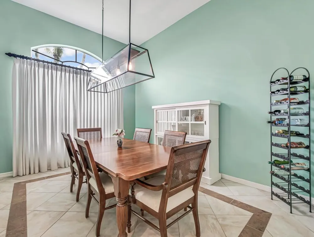 9611 RAVELLO STREET Lake Worth, FL 33467