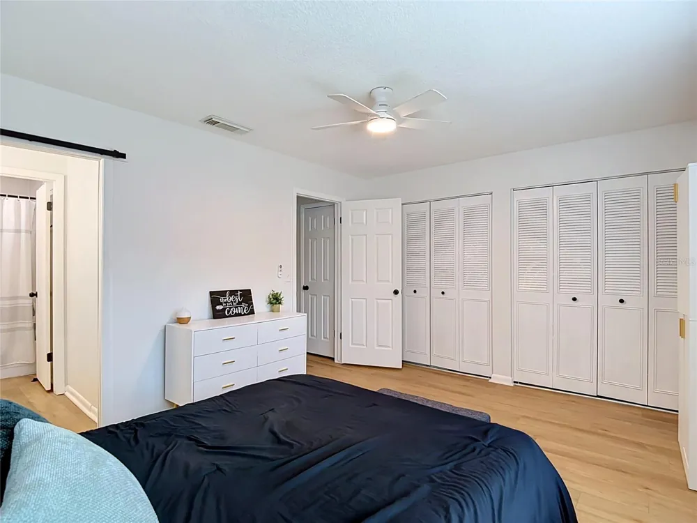 14732 PINE GLEN CIRCLE Lutz, FL 33559