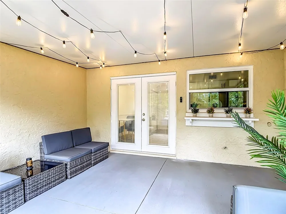 14732 PINE GLEN CIRCLE Lutz, FL 33559