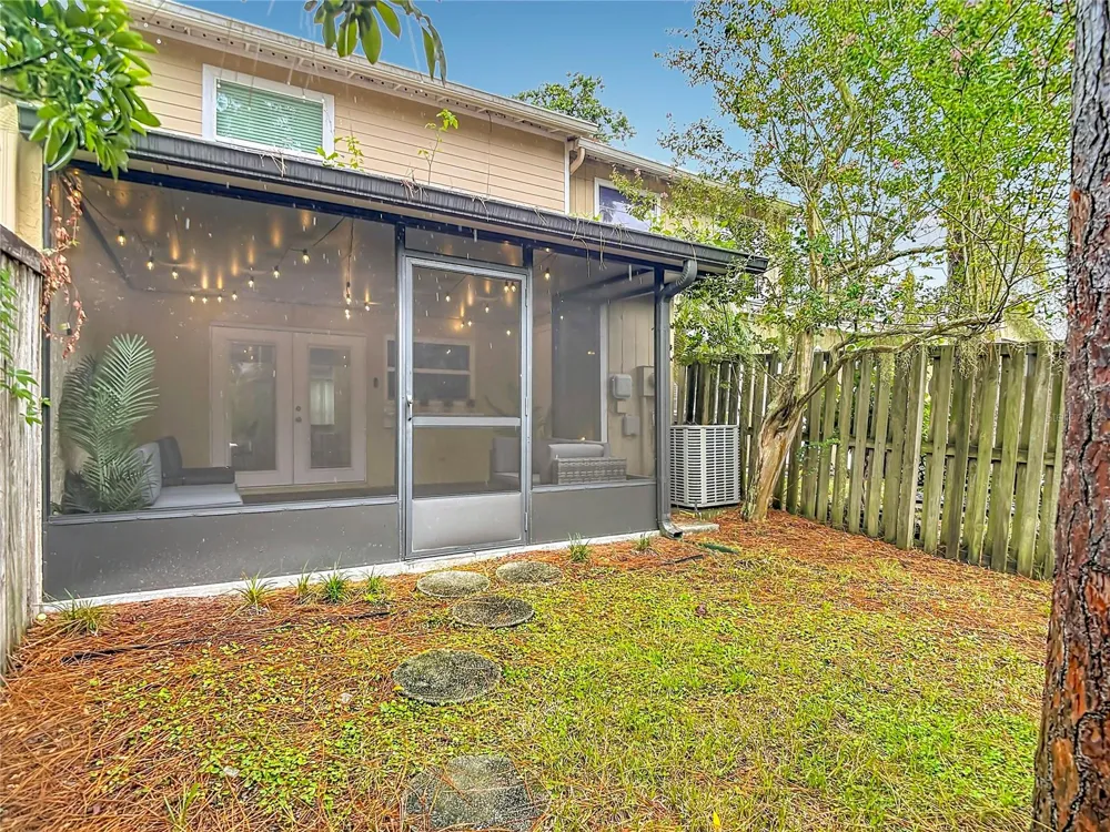14732 PINE GLEN CIRCLE Lutz, FL 33559