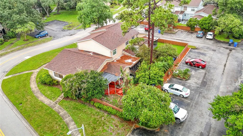 14732 PINE GLEN CIRCLE Lutz, FL 33559