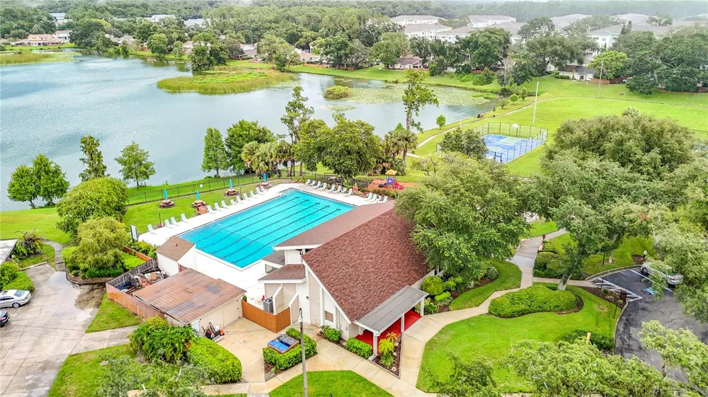14732 PINE GLEN CIRCLE Lutz, FL 33559