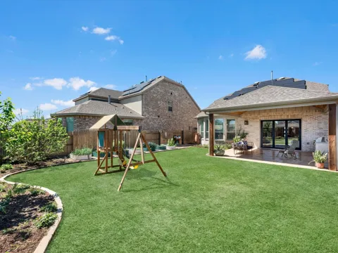7310 Kingbird Cove Court