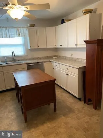 13603 ROCKCLIFF DRIVE Hagerstown, MD 21742