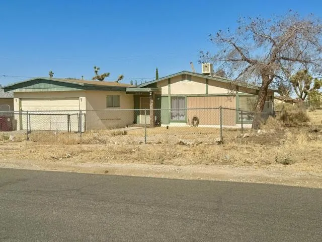 6437 Indio Avenue Yucca Valley, CA 92284