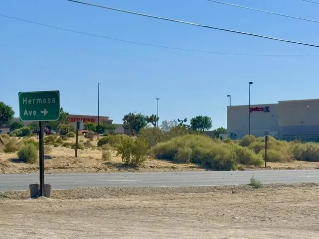 6437 Indio Avenue Yucca Valley, CA 92284