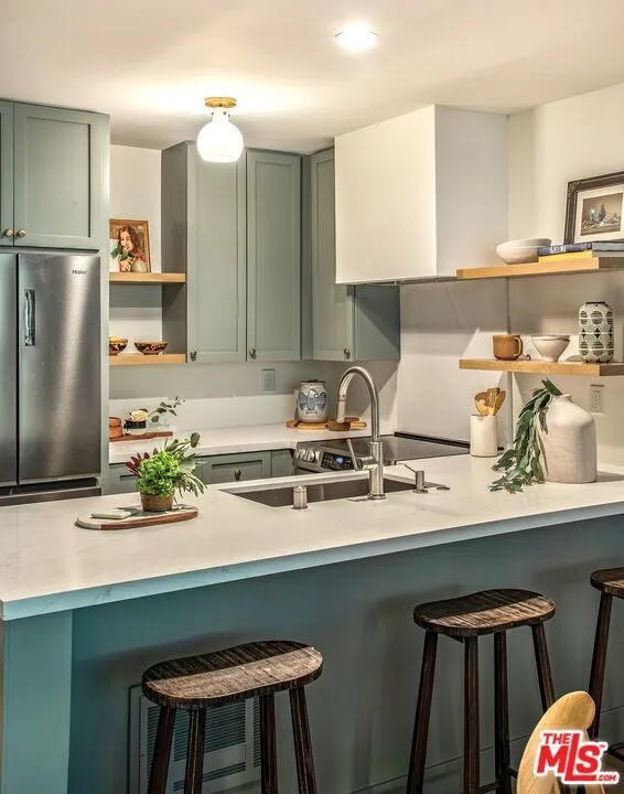 11645 Montana Avenue #101 Los Angeles, CA 90049