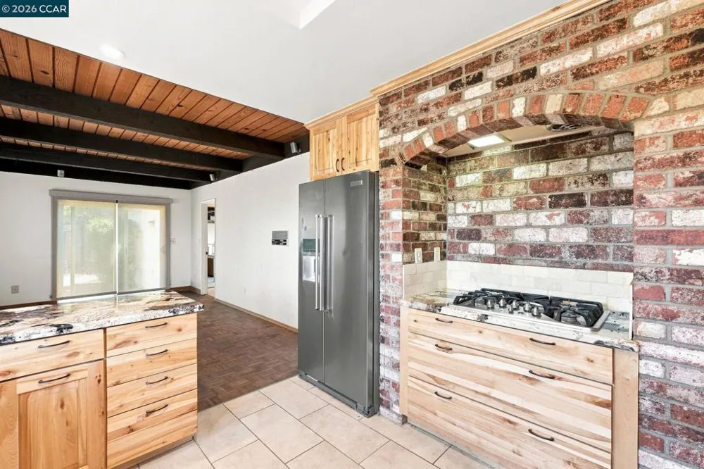 2685 Alhambra Way Pinole, CA 94564