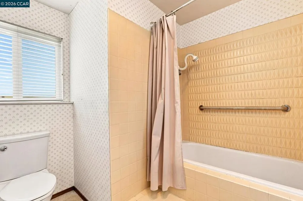 2685 Alhambra Way Pinole, CA 94564