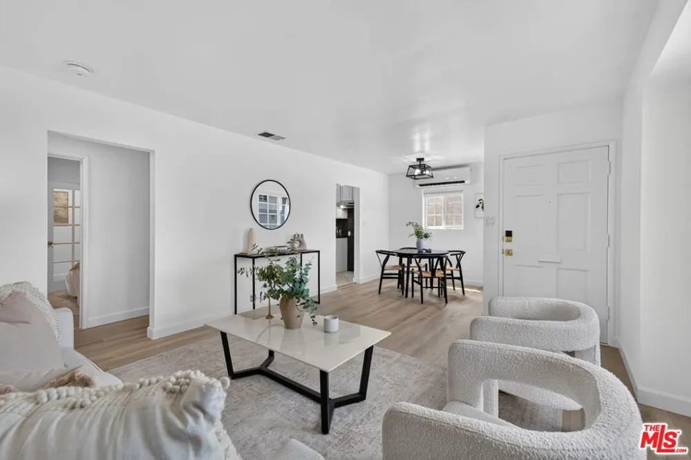 5412 W 124th Street Hawthorne, CA 90250