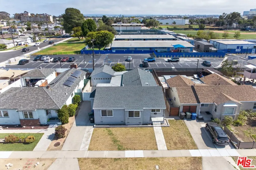 5412 W 124th Street Hawthorne, CA 90250