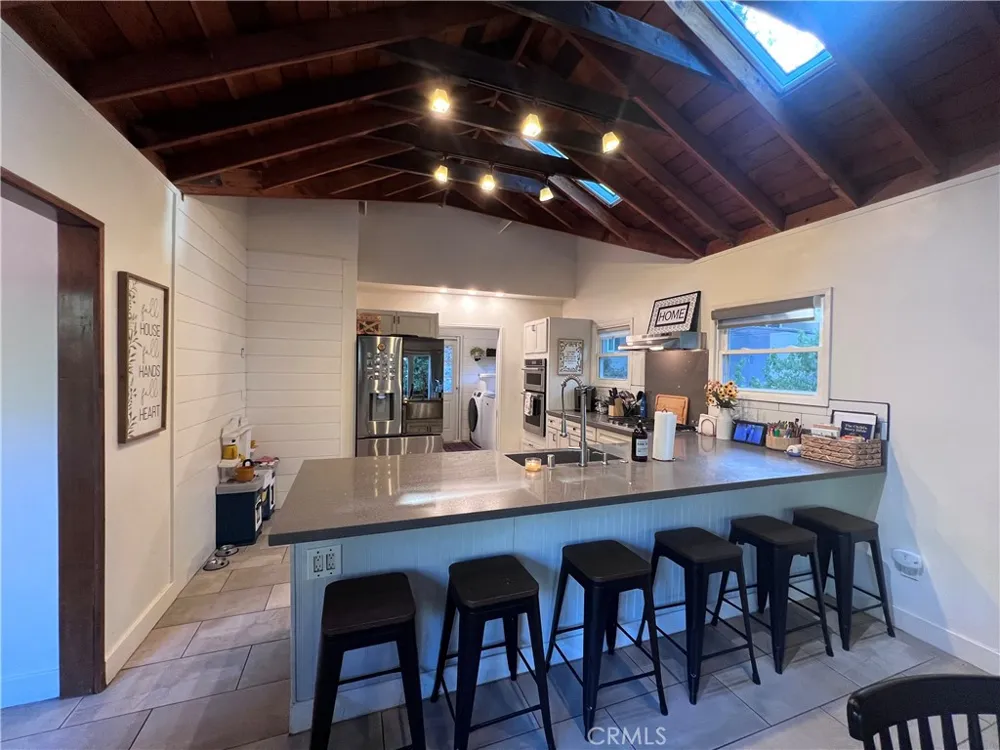 39326 Prospect Forest Falls, CA 92339