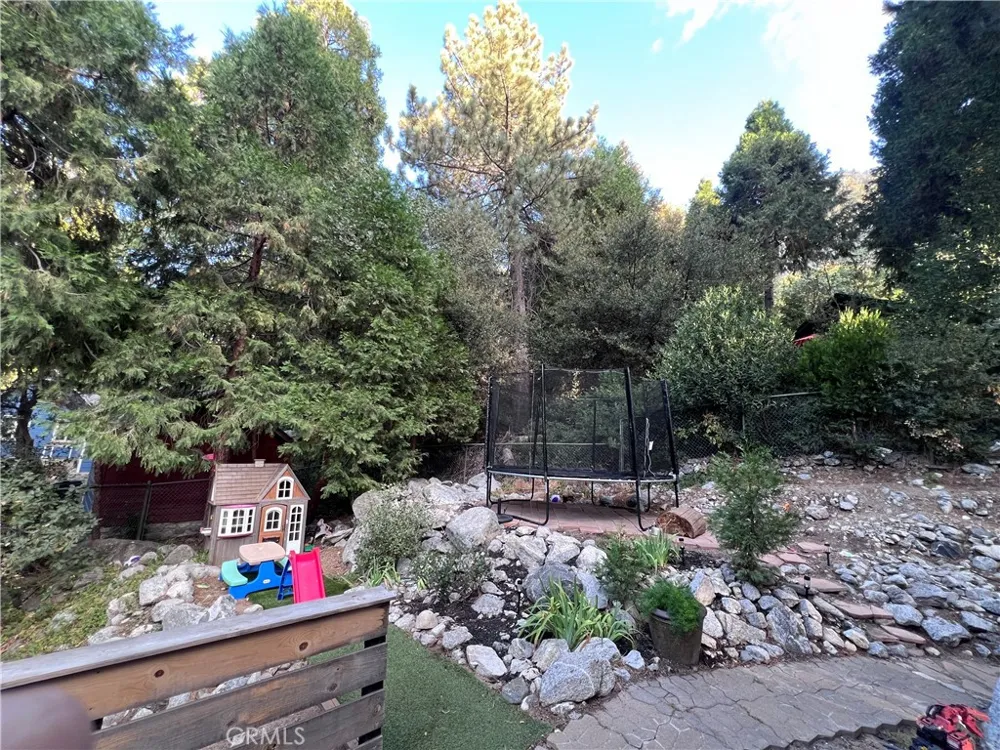39326 Prospect Forest Falls, CA 92339