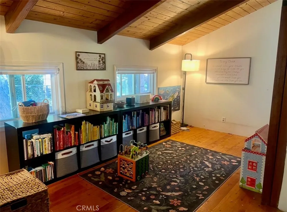 39326 Prospect Forest Falls, CA 92339