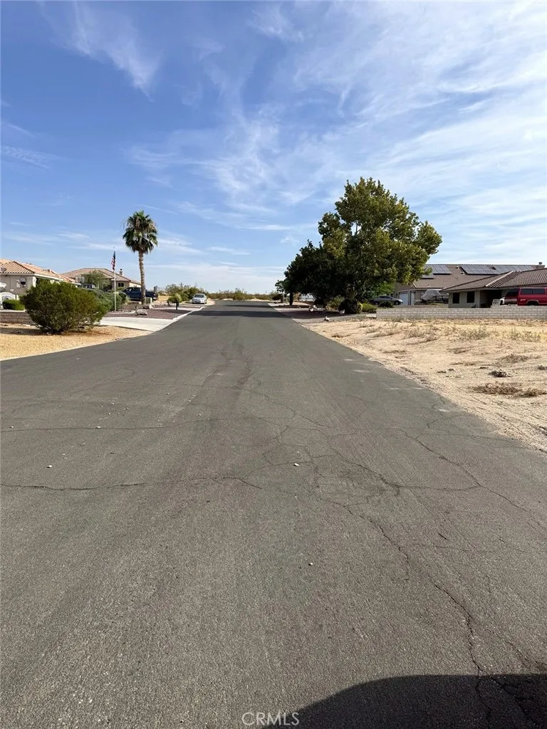 26817 Saddle Helendale, CA 92342