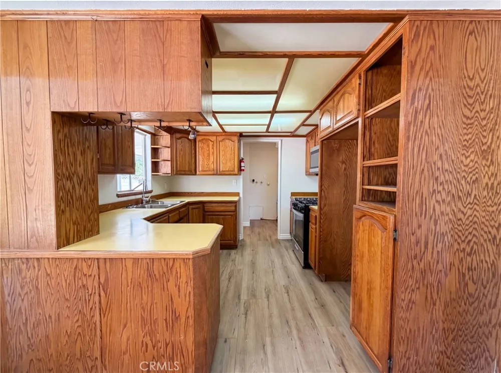 13325 Lamel Edwards, CA 93523
