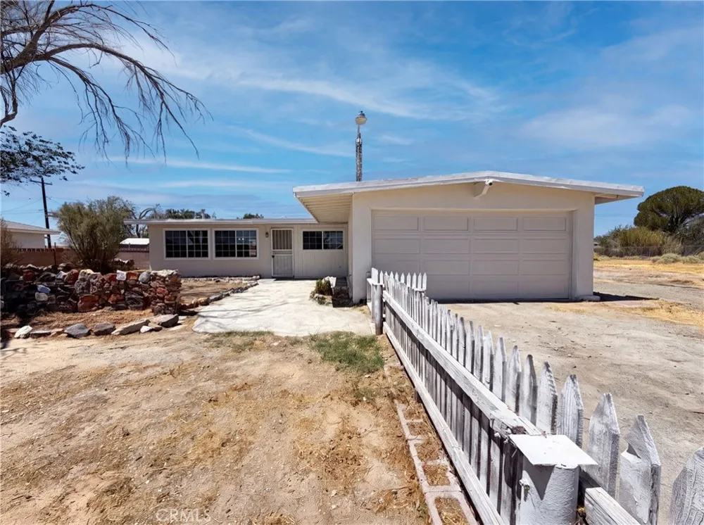 13325 Lamel Edwards, CA 93523
