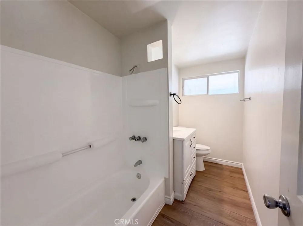 13325 Lamel Edwards, CA 93523