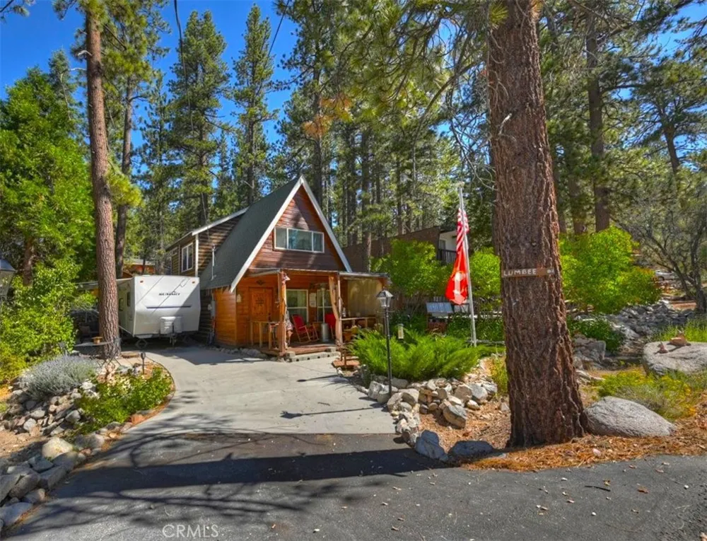 39252 Mohawk Fawnskin, CA 92333